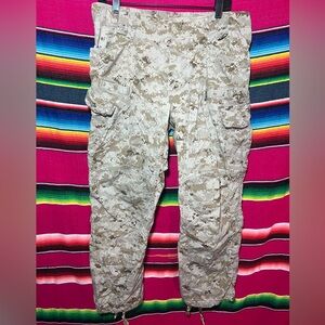 Crye Precision Navy Custom Field Pants Size 34 Short Desert Camo AOR1
